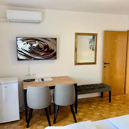 Hotel Maj Inn Моравске-Топлице Екстериор снимка
