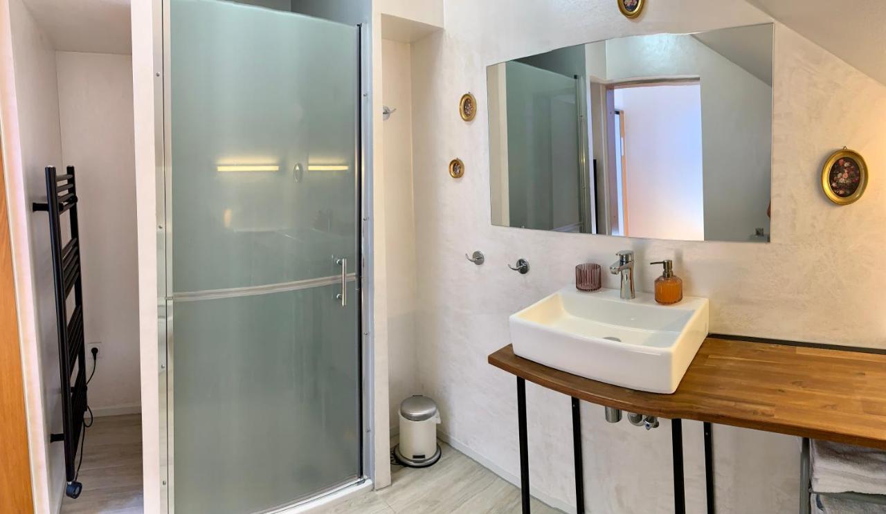 Hotel Maj Inn Моравске-Топлице Екстериор снимка