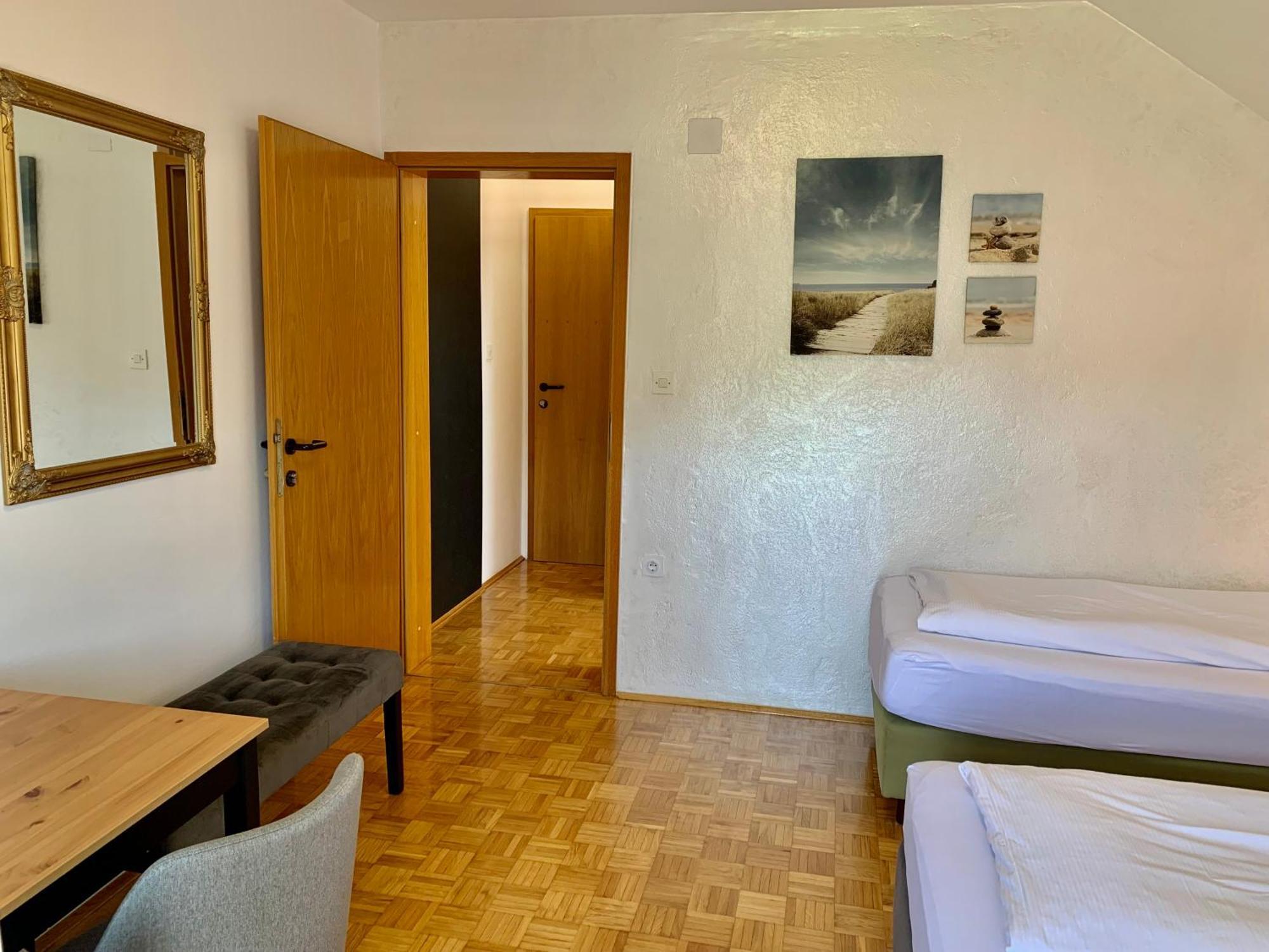 Hotel Maj Inn Моравске-Топлице Екстериор снимка